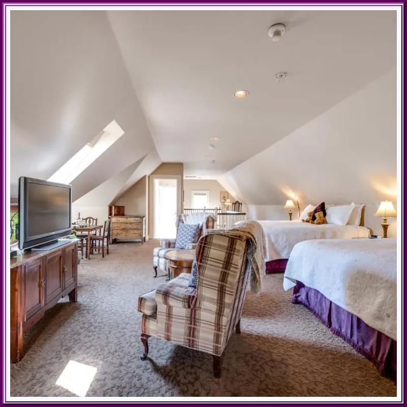 O Canada House Bed & Breakfast 호텔 내부 이미지