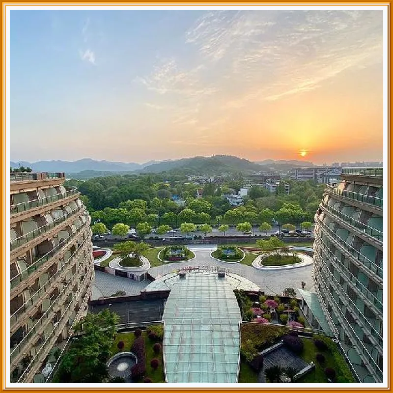 Wyndham Grand Plaza Royale Hangzhou hotel view
