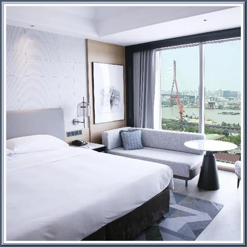 Sheraton Shanghai Pudong Riverside hotel room