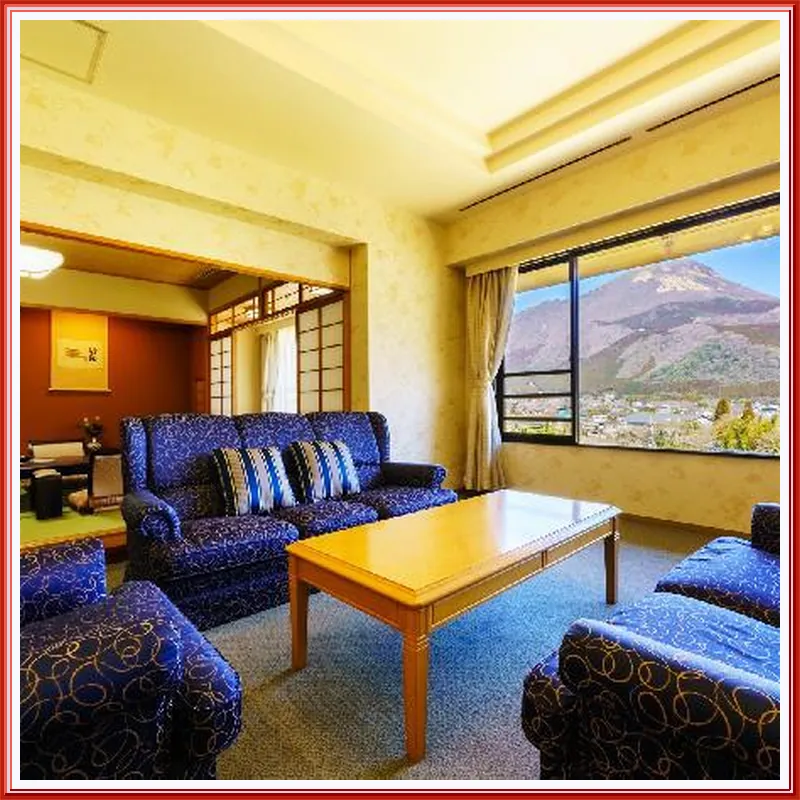 Ryokan Yufuin Sansuikan hotel room