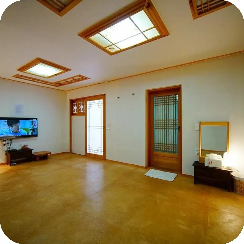 Jeonju Hanok Village Hongsi Guesthouse hotel room