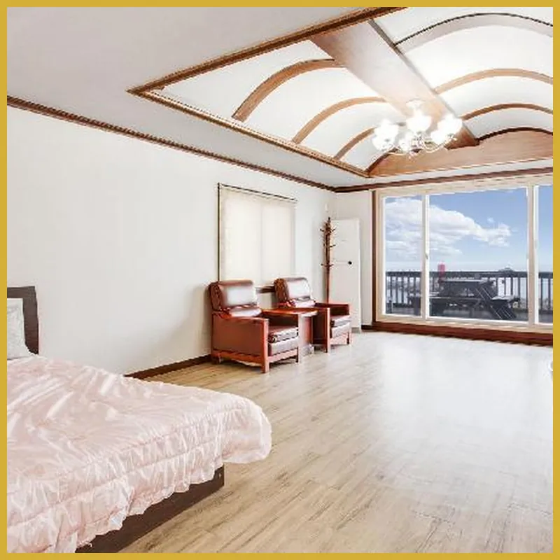 Namhae Mongdol Beach Pension hotel room