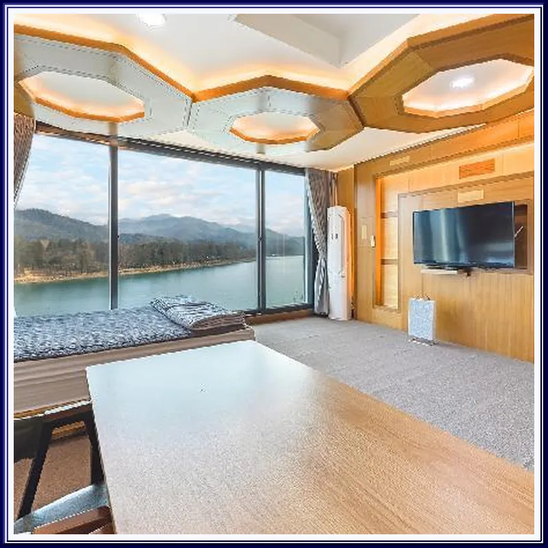 Gapyeong Rondavill Pension hotel room