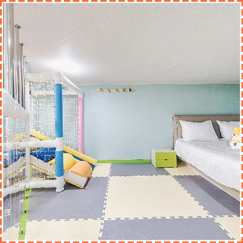 Avianto kids poolvilla hotel room