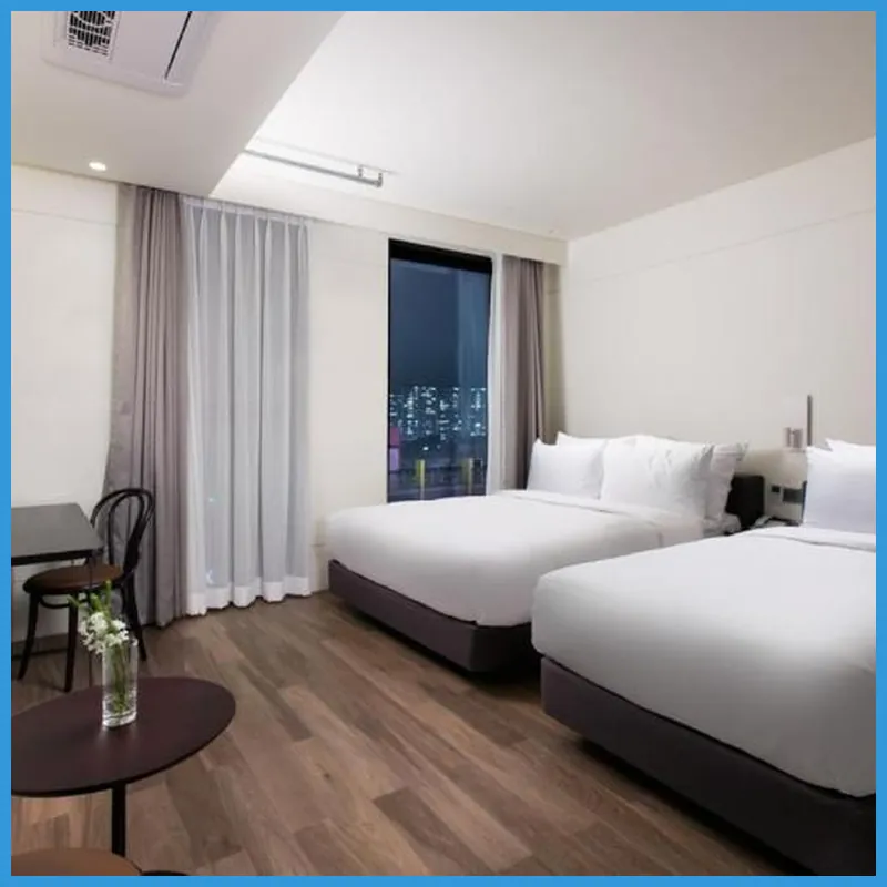 Parkmarine Hotel hotel room