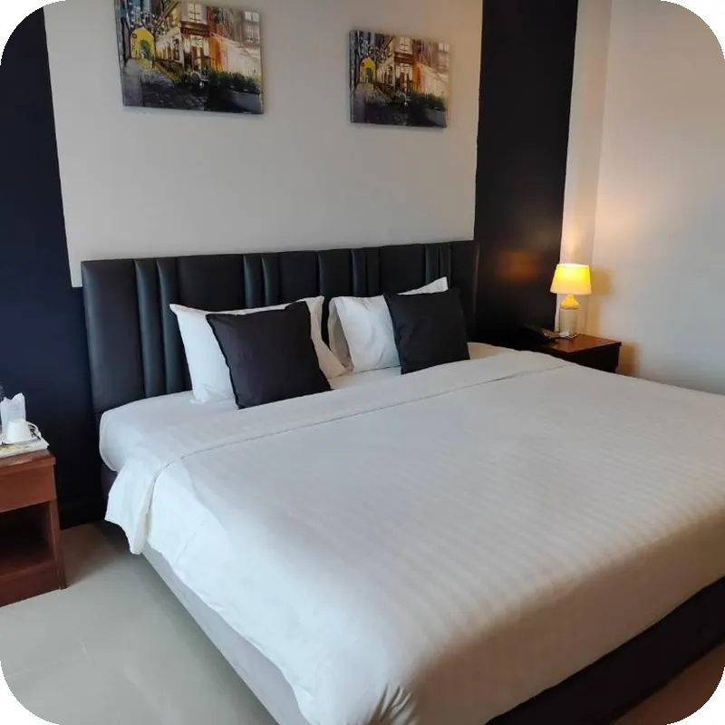 May House Karon Beach 호텔 내부 이미지