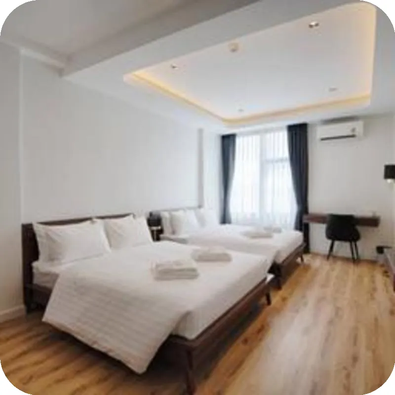 Play Poshtel & Cafe hotel room