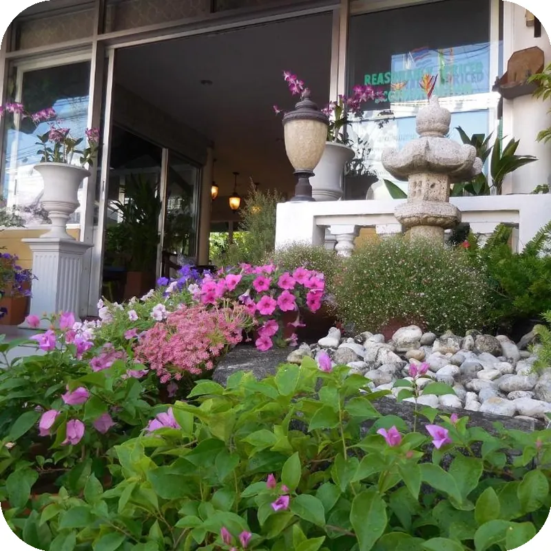 Holiday Village and Natural Garden Resort 호텔 이미지