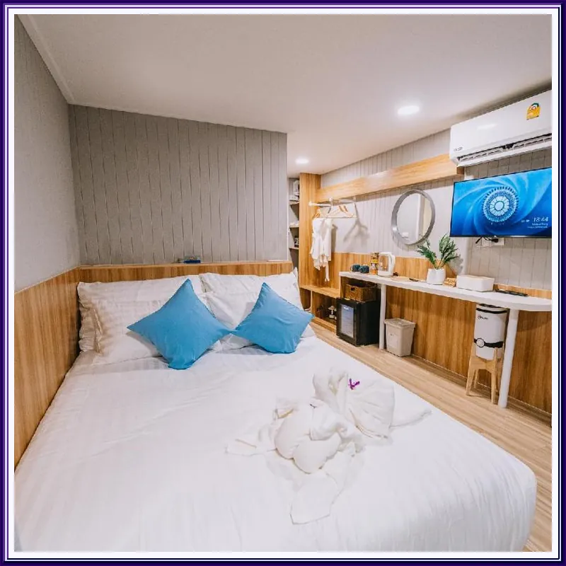 Sea Sand See Sky Beach Front Resort hotel room