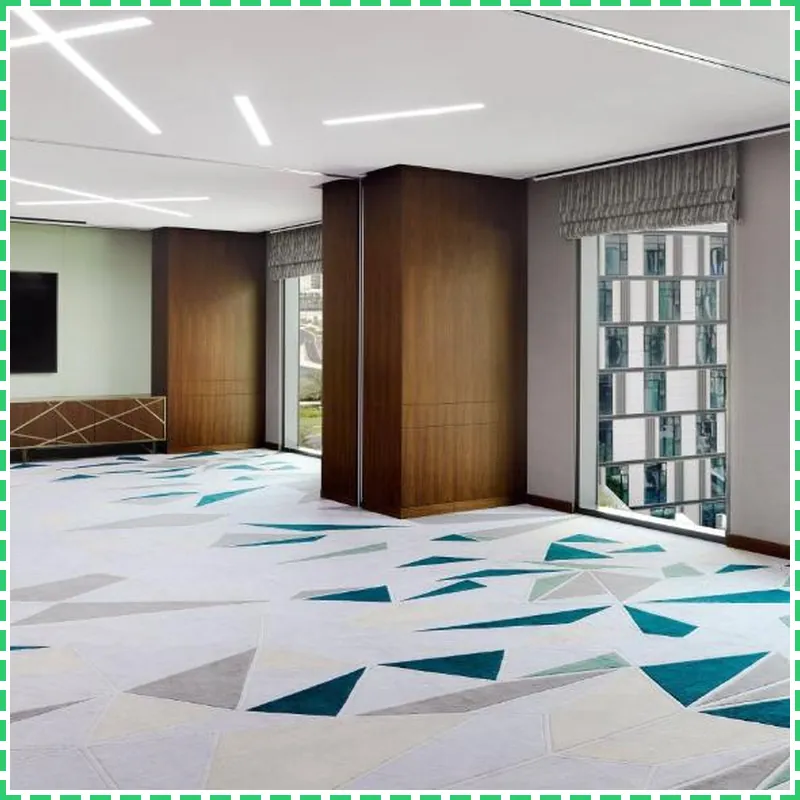 Holiday Inn Dubai Al-Maktoum Airport By IHG 호텔 시설 이미지