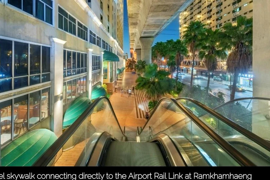 ภายนอก NASA BANGKOK - Airport Rail Link Ramkhamhang