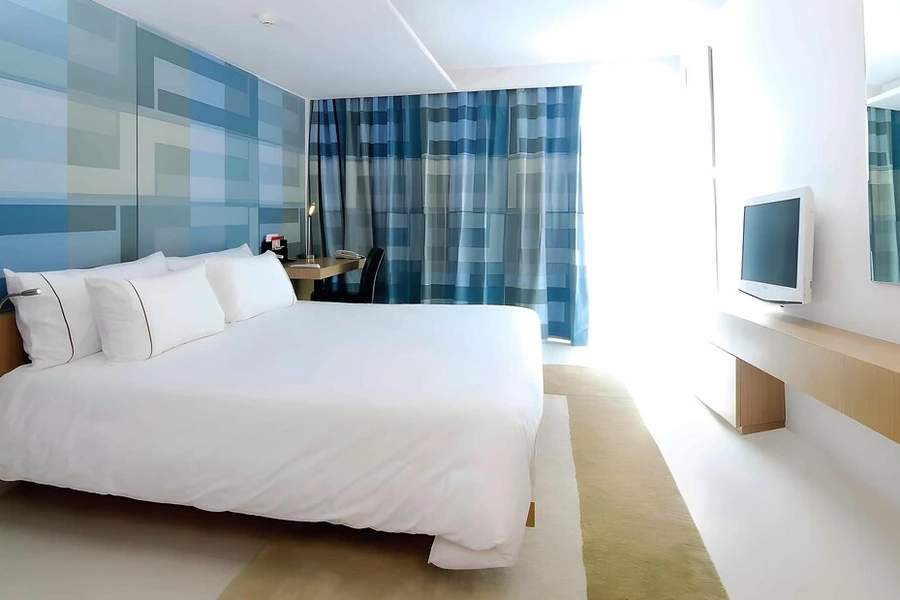 ห้องพัก โรงแรมเลอ ฟีนิกซ์ สุขุมวิท 11 กรุงเทพฯ